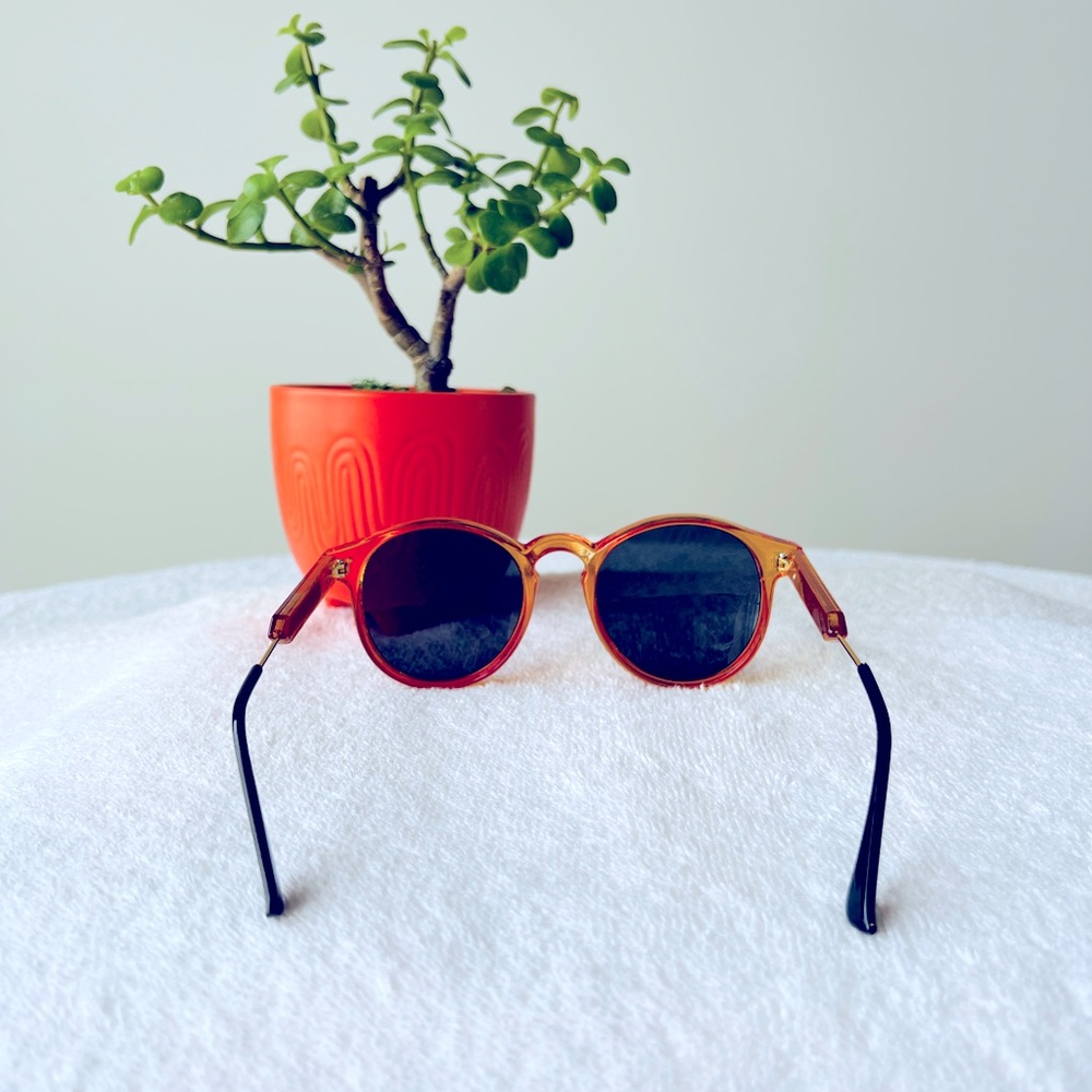 Men’s / Unisex Sunglasses UK Red and Amber Sunglasses Duo - Picture 5 of 12
